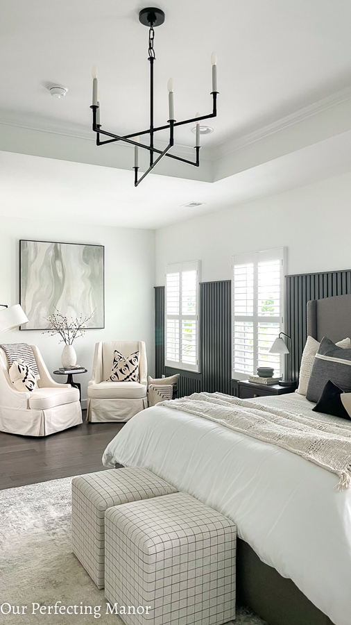 Owner's bedroom sitting area