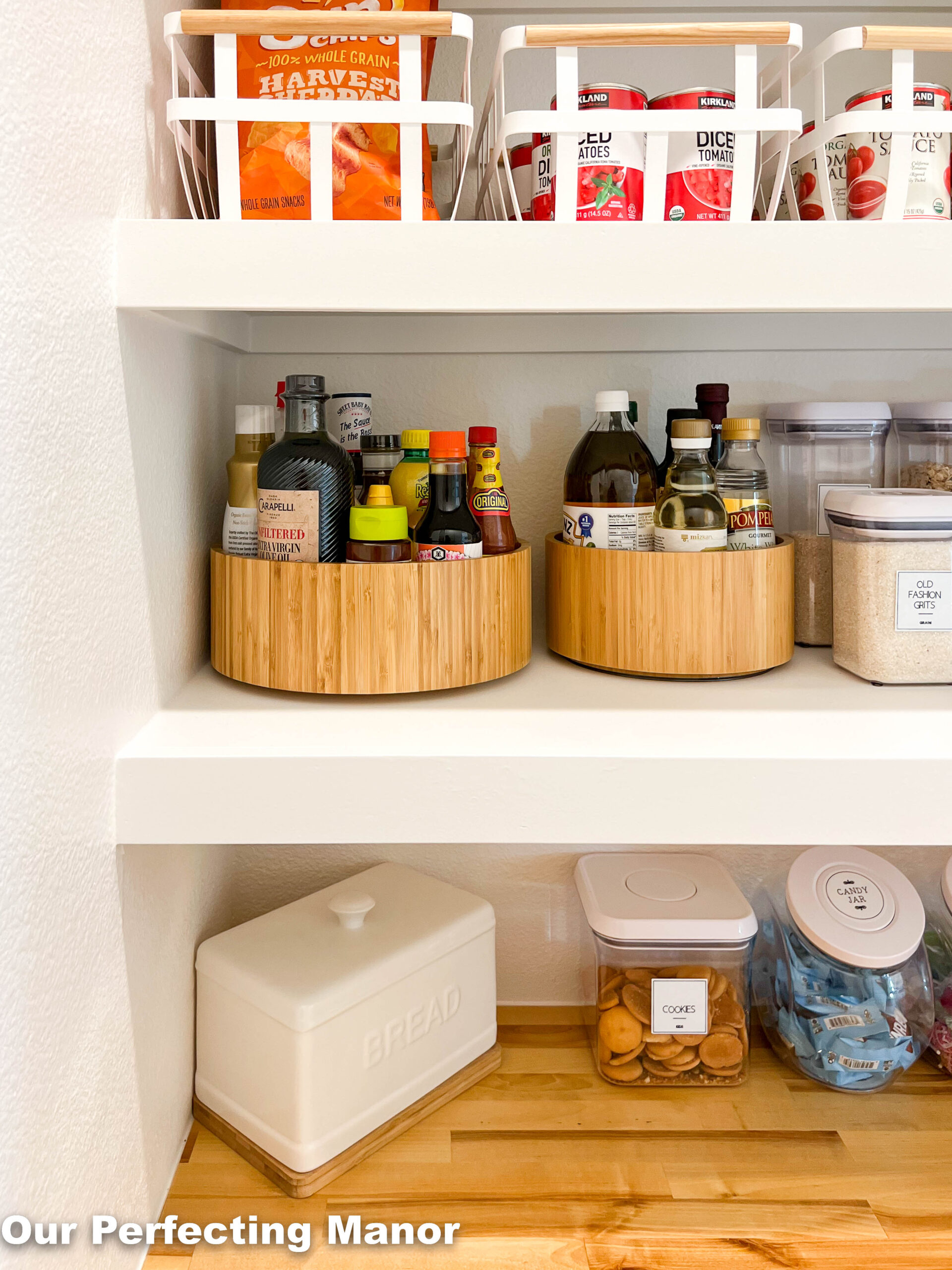 A Functional, Pretty Organized Pantry