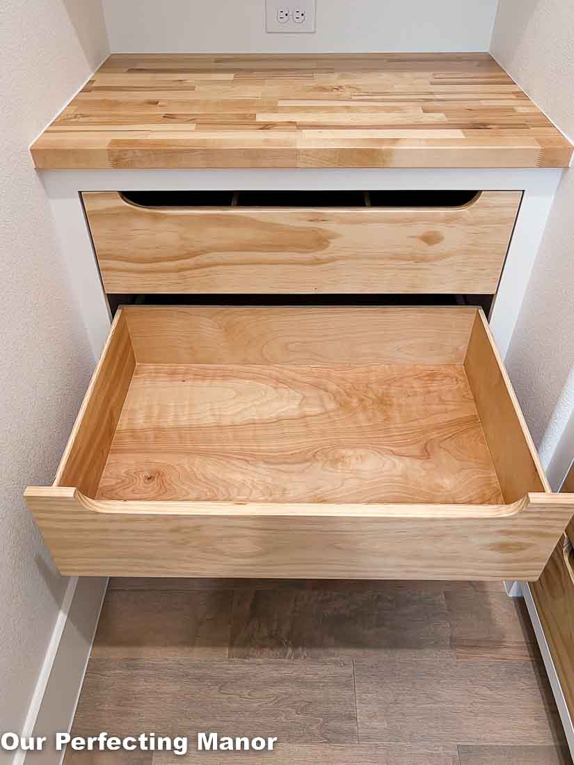 Pantry pull-out deep drawers